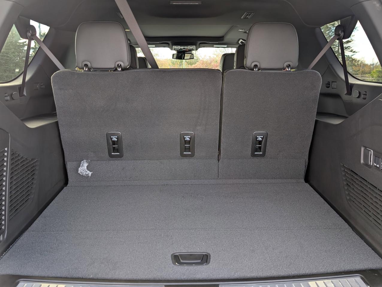 2026 Chevrolet Suburban Premier Photo