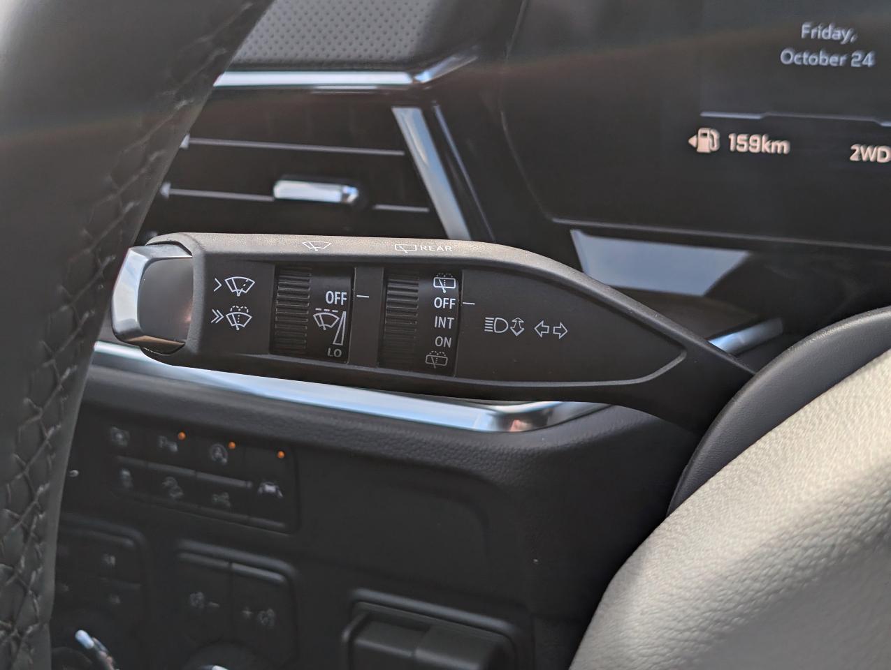 2026 Chevrolet Suburban Premier Photo