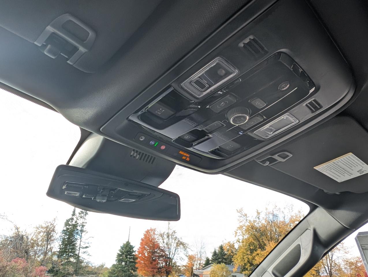 2026 Chevrolet Suburban Premier Photo