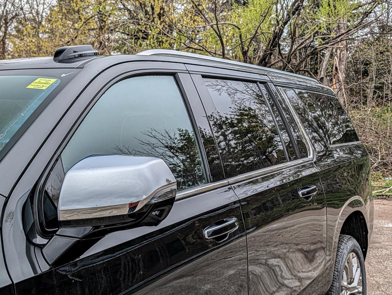 2026 Chevrolet Suburban Premier Photo