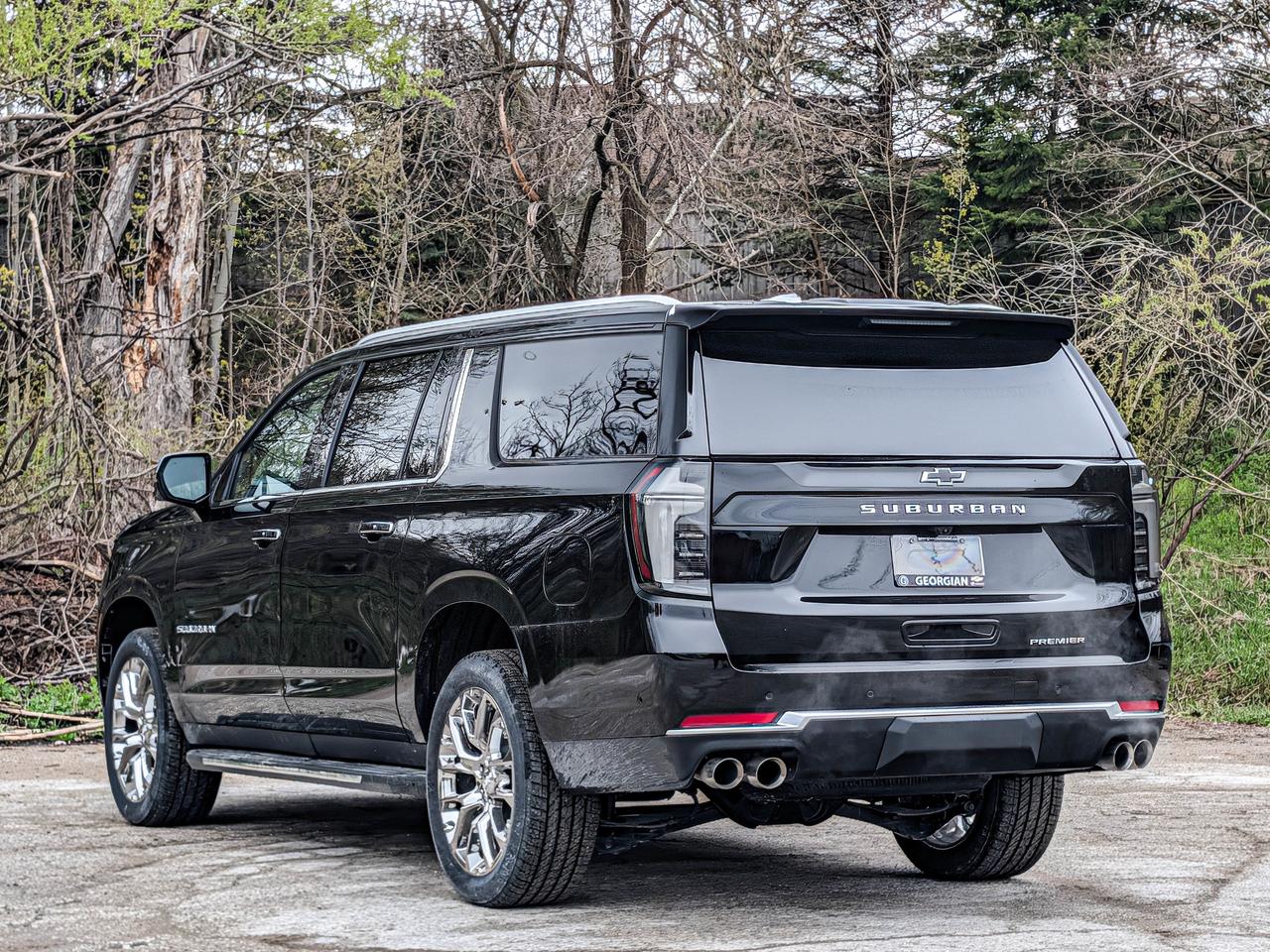 2026 Chevrolet Suburban Premier Photo
