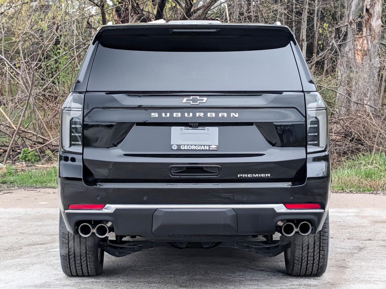 2026 Chevrolet Suburban Premier Photo