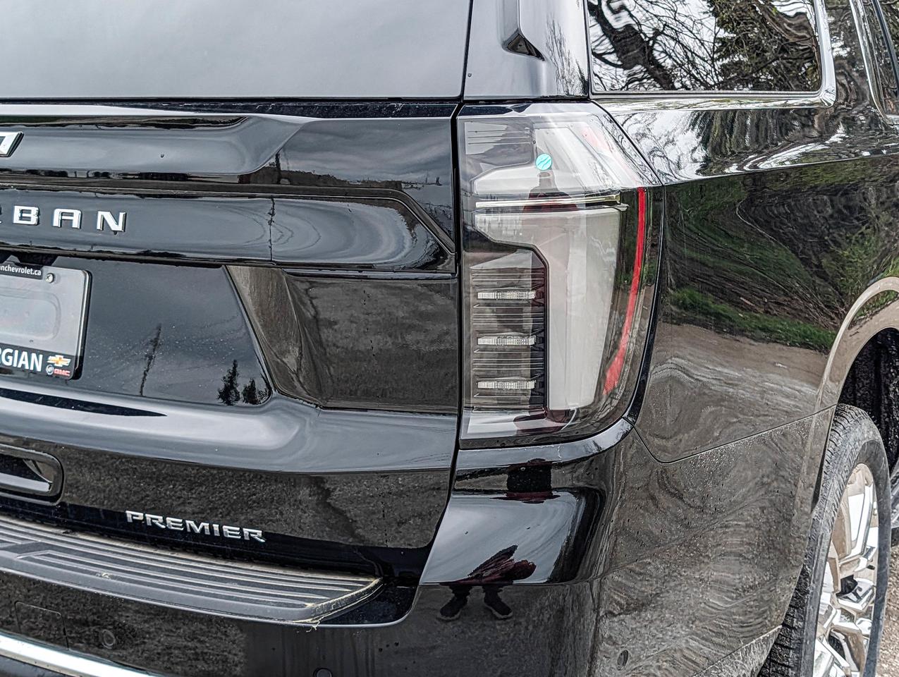 2026 Chevrolet Suburban Premier Photo