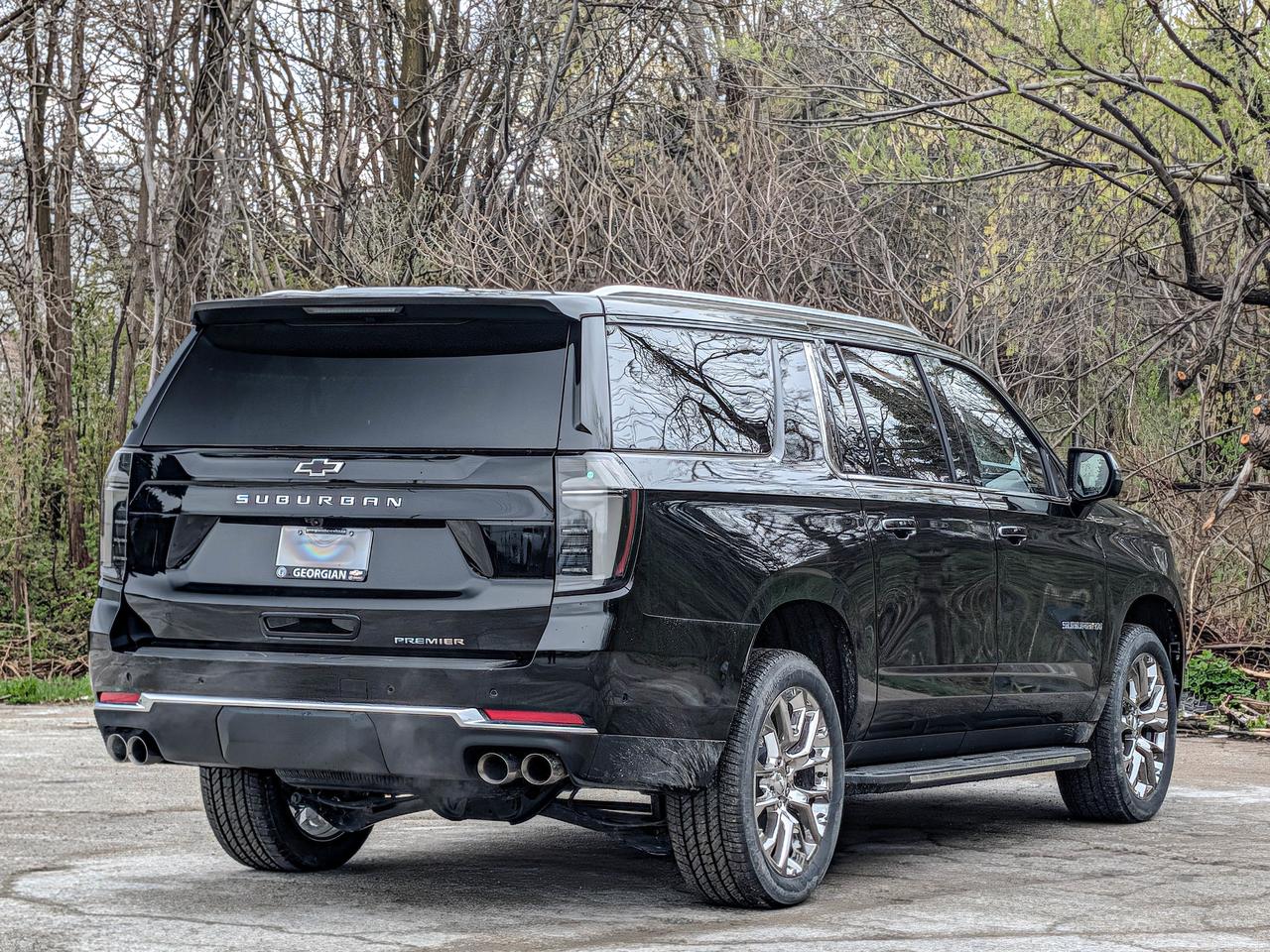 2026 Chevrolet Suburban Premier Photo
