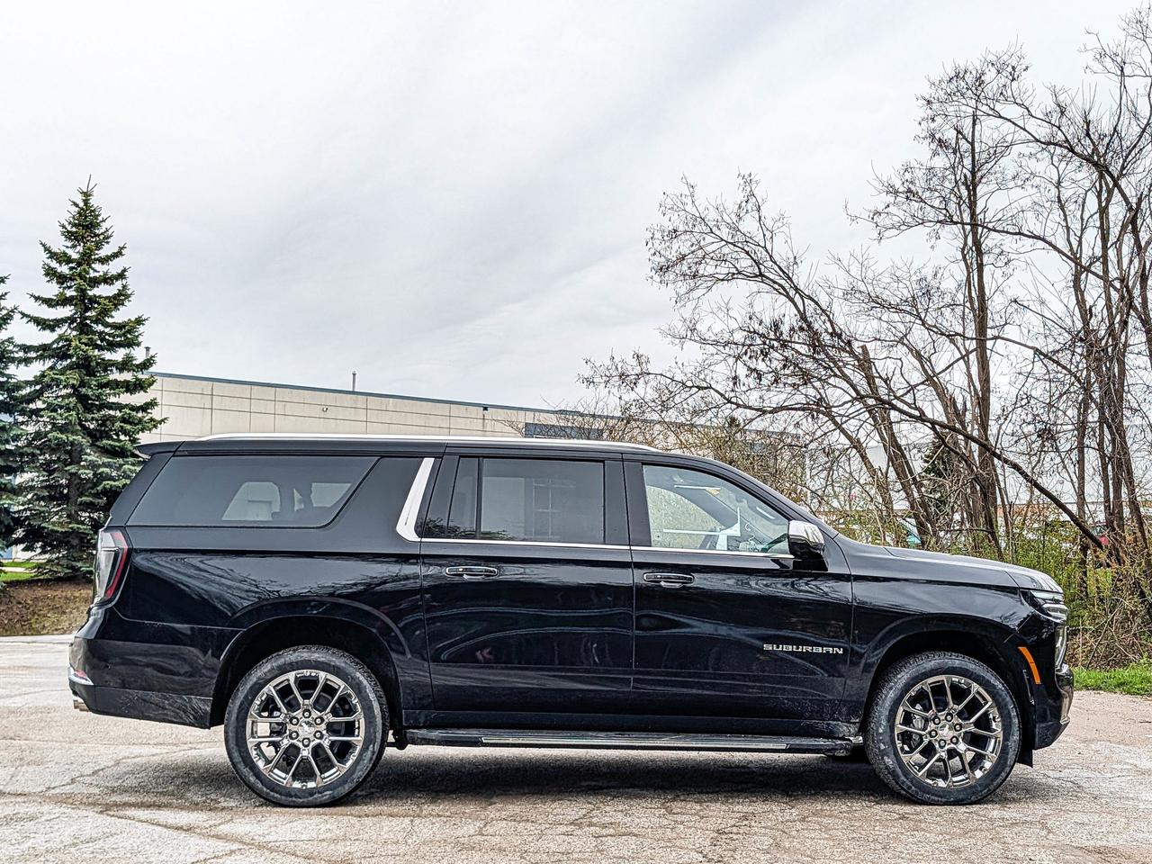 2026 Chevrolet Suburban Premier Photo
