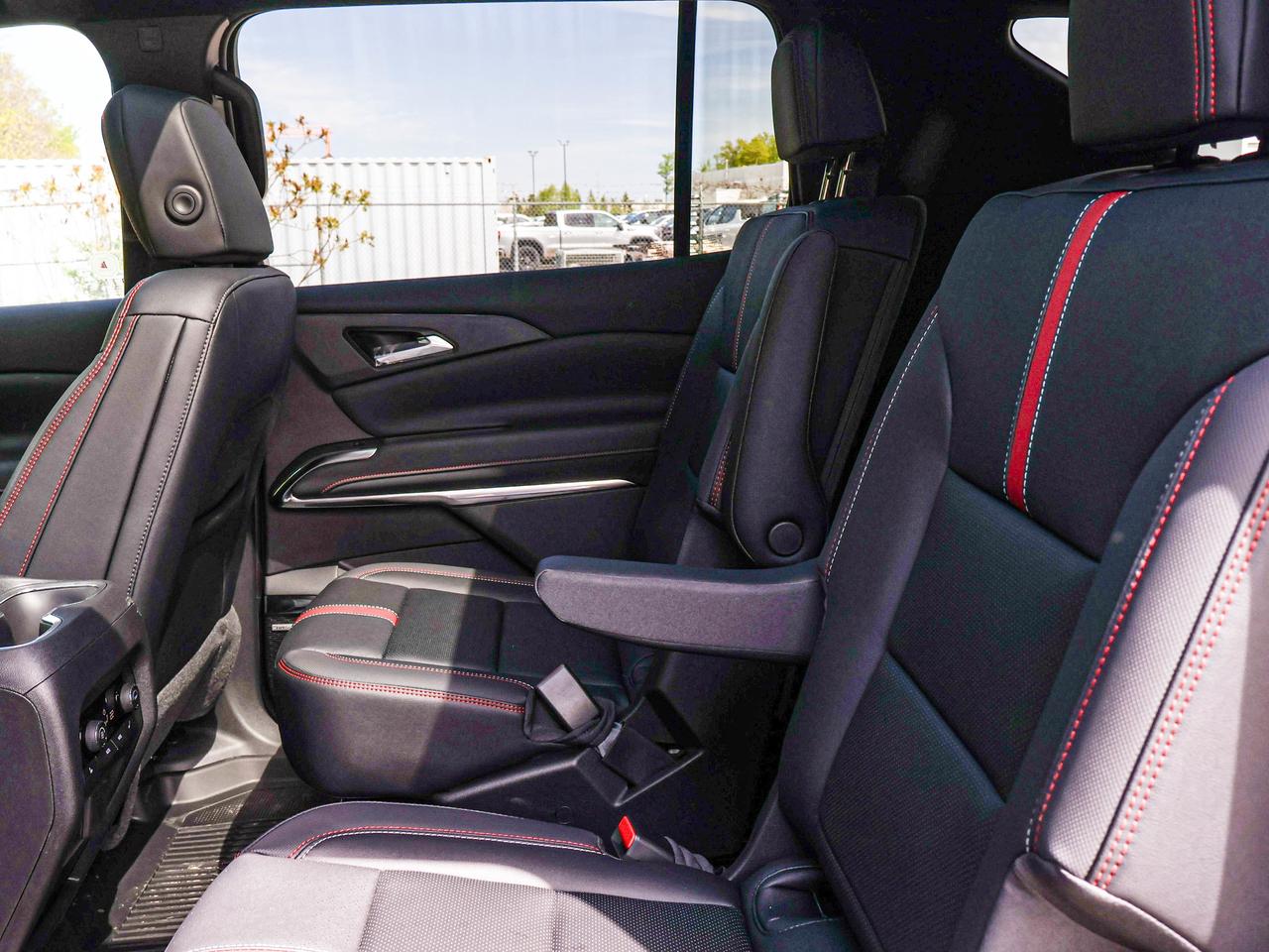 2026 Chevrolet Traverse RS Photo