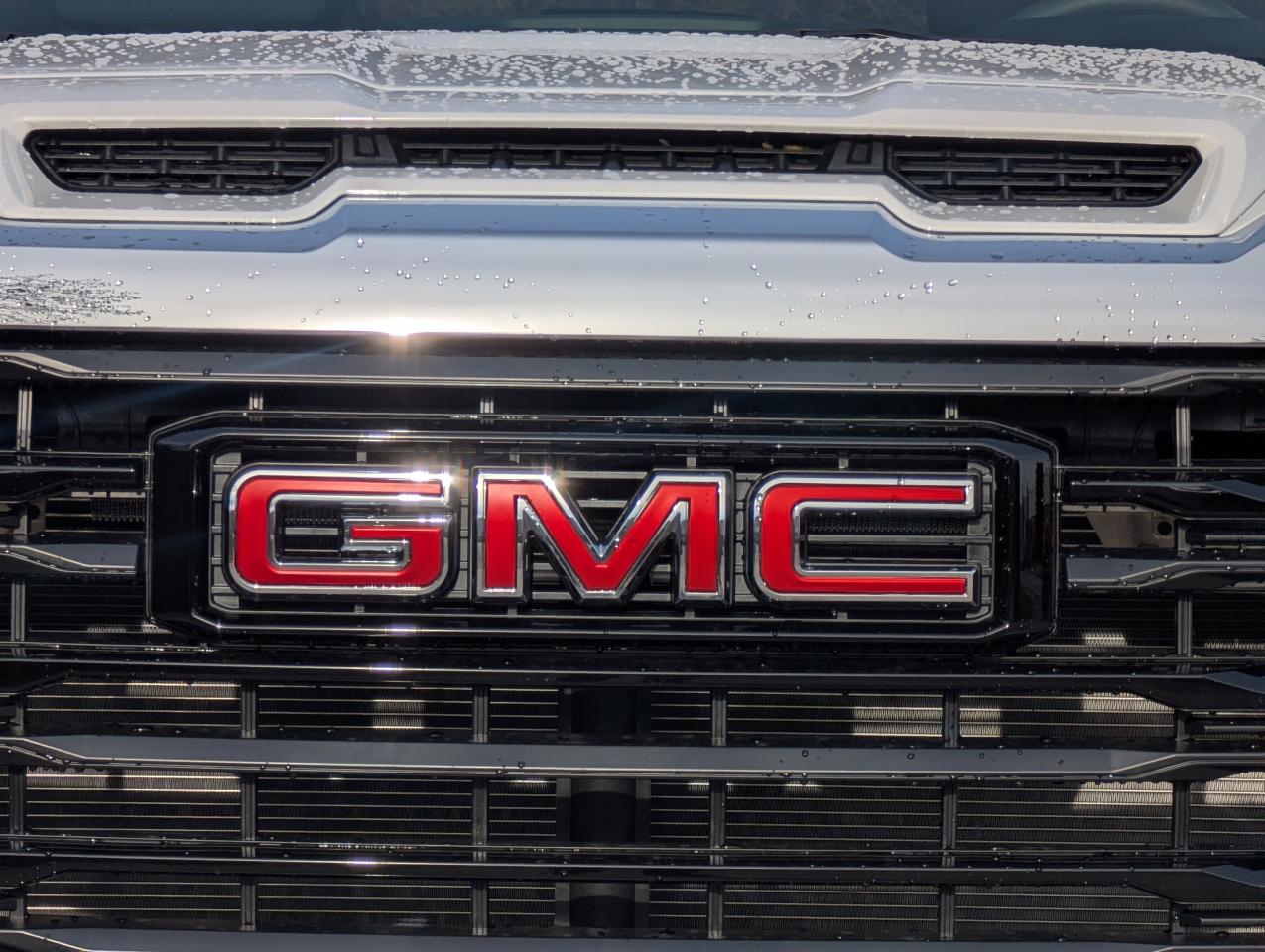 2026 GMC SIERRA 2500HD Pro Photo