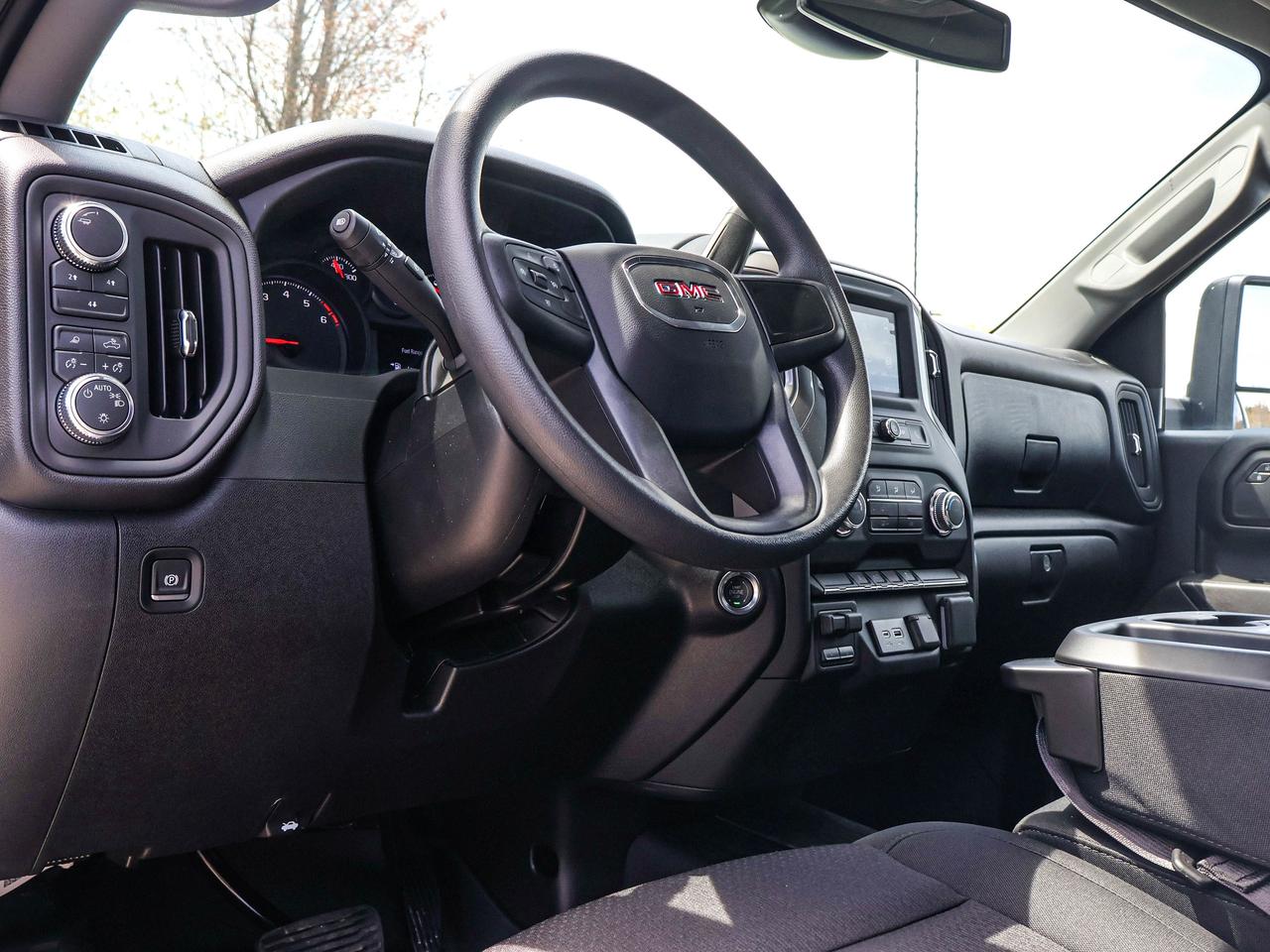 2026 GMC SIERRA 2500HD Pro Photo