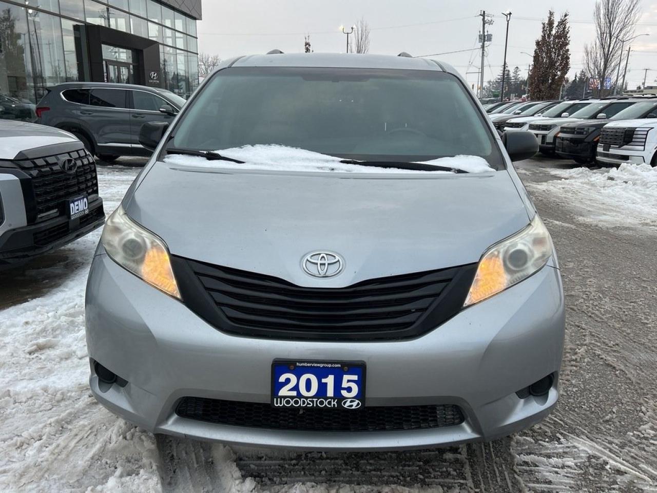 2015 Toyota Sienna 7-Pass V6 6A Photo