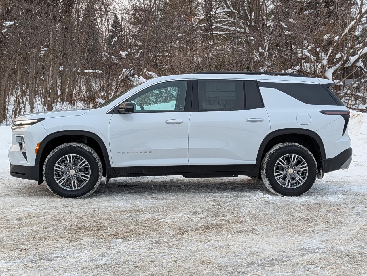 2026 Chevrolet Traverse LT Photo