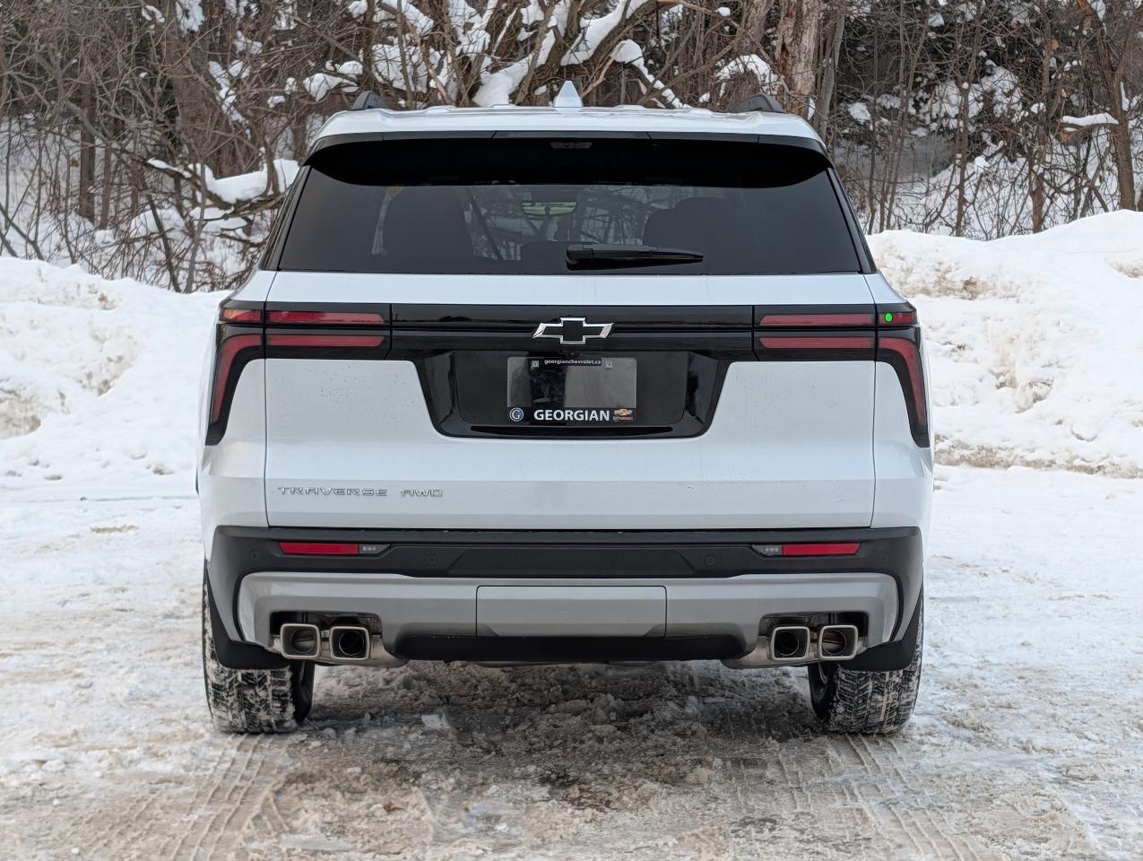 2026 Chevrolet Traverse LT Photo