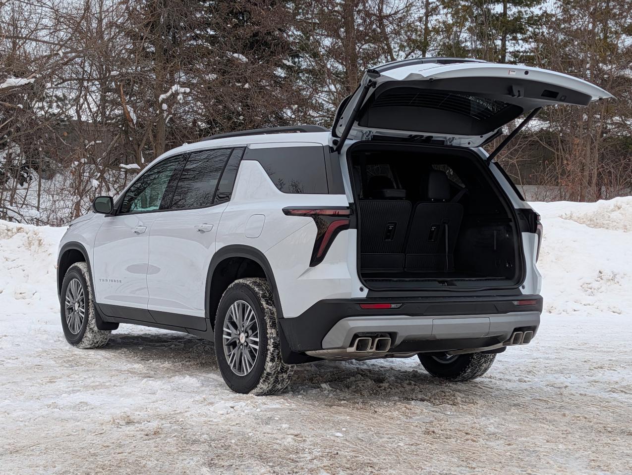 2026 Chevrolet Traverse LT Photo