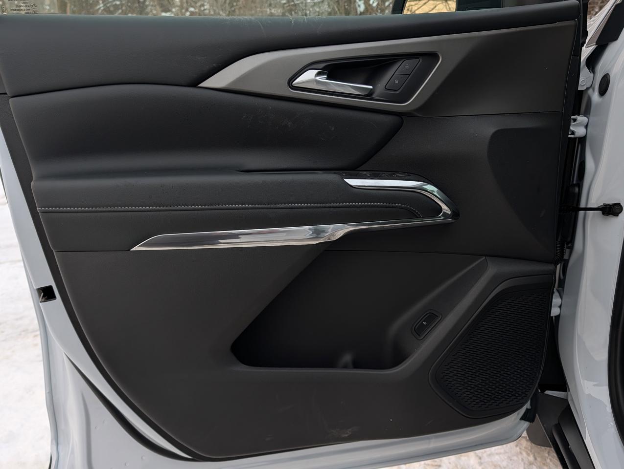 2026 Chevrolet Traverse LT Photo