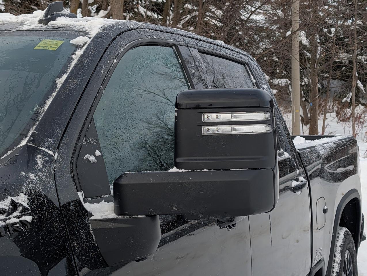 2025 Chevrolet SILVERADO 2500HD High Country Photo2