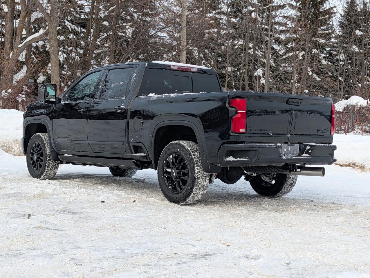 2025 Chevrolet SILVERADO 2500HD High Country Photo