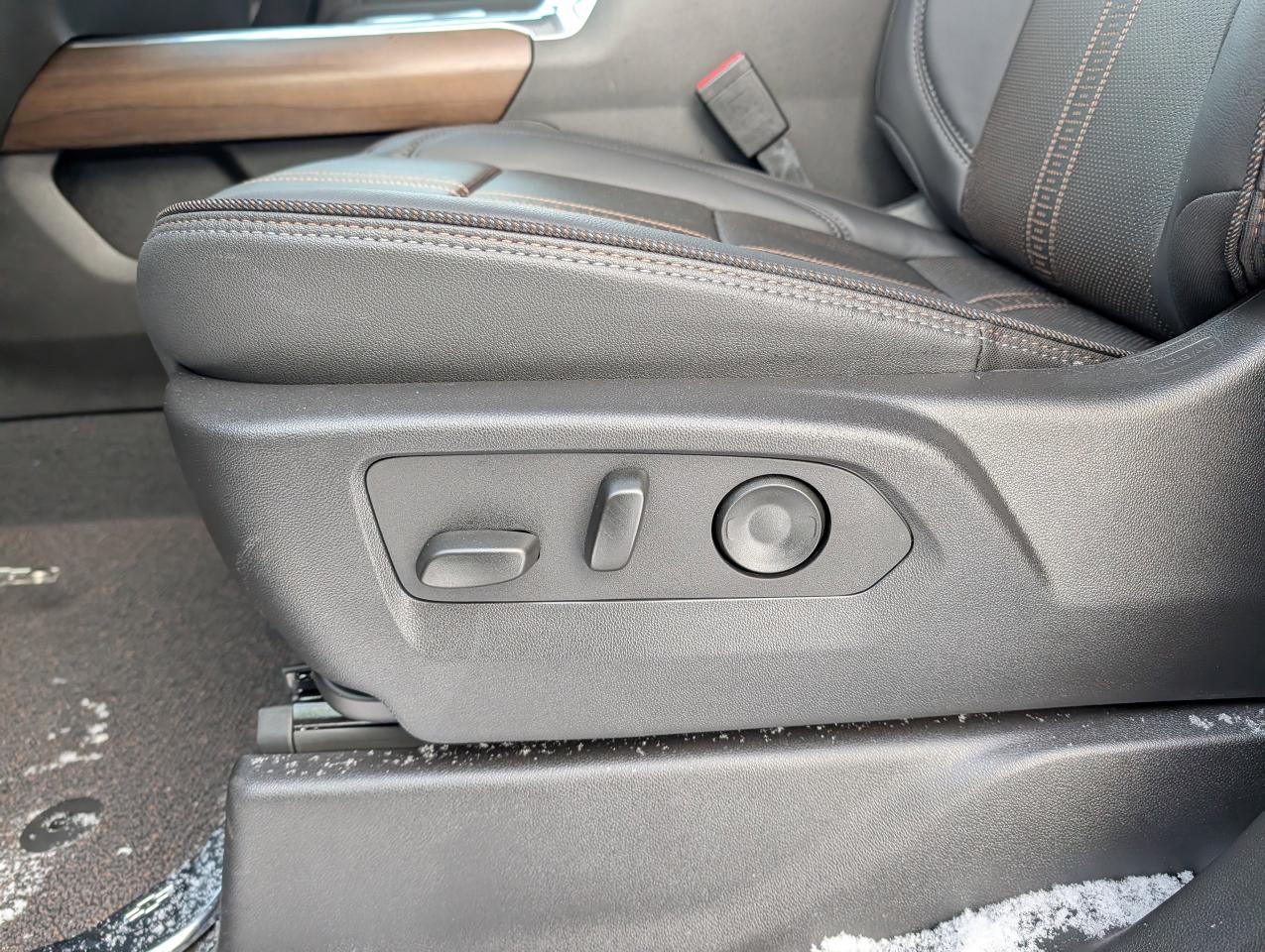 2025 Chevrolet SILVERADO 2500HD High Country Photo