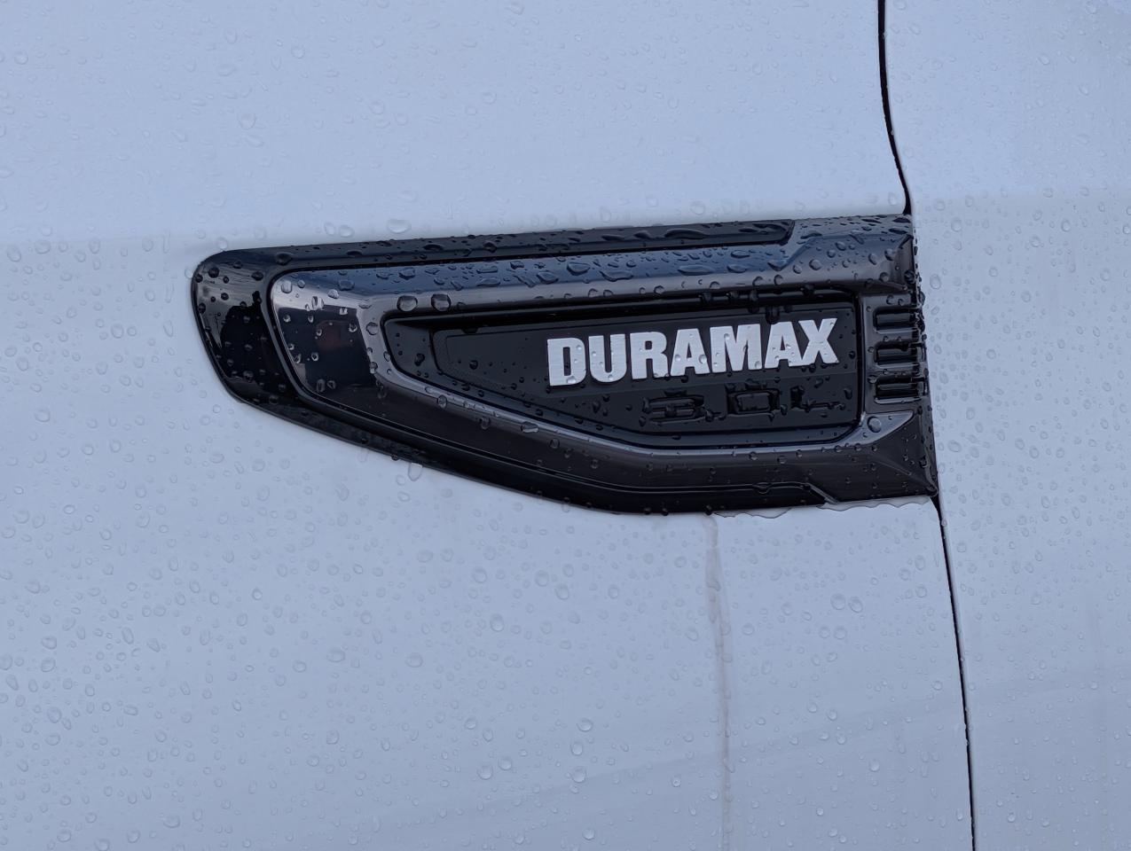 2026 GMC Yukon XL AT4 Photo2