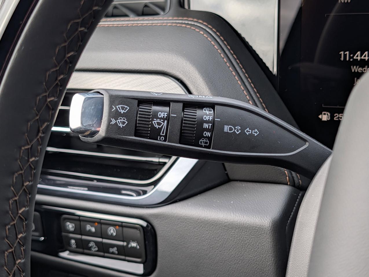 2026 GMC Yukon XL AT4 Photo