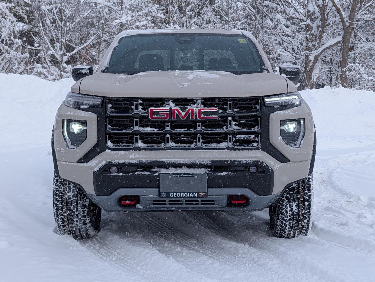 2026 GMC Canyon AT4 Photo4