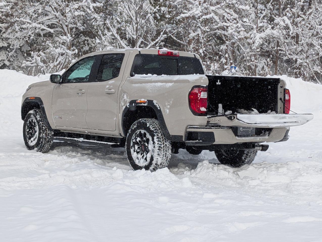 2026 GMC Canyon AT4 Photo