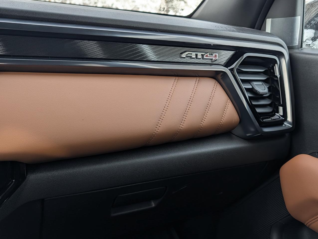 2026 GMC Canyon AT4 Photo