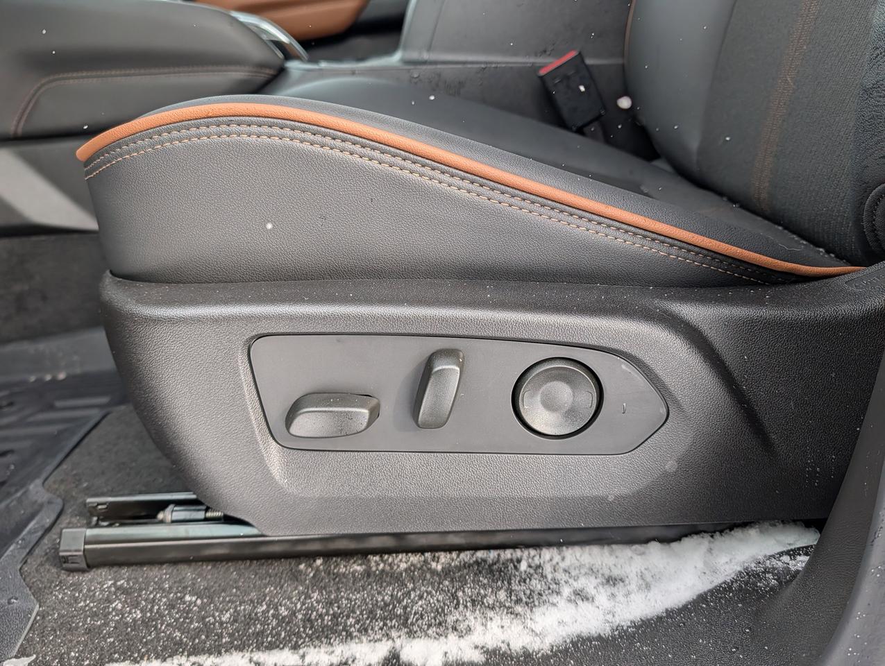 2026 GMC Canyon AT4 Photo