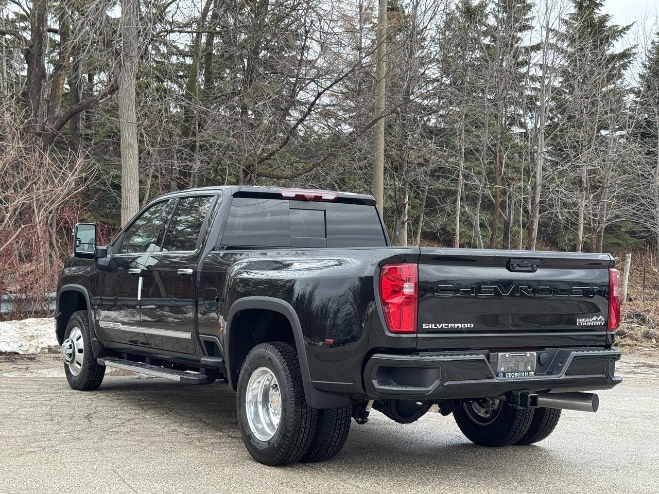 2026 Chevrolet Silverado 3500HD High Country Photo
