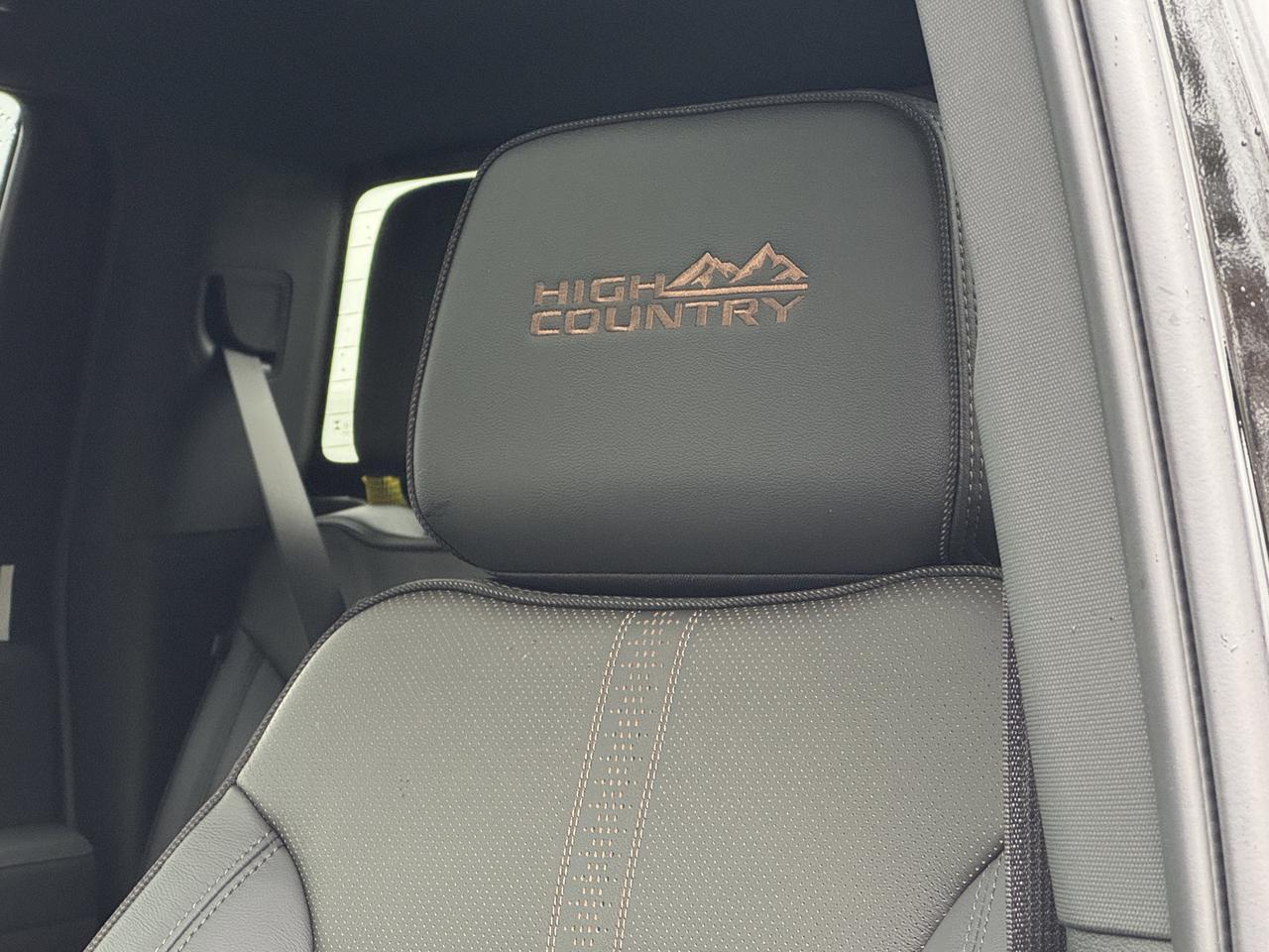 2026 Chevrolet Silverado 3500HD High Country Photo