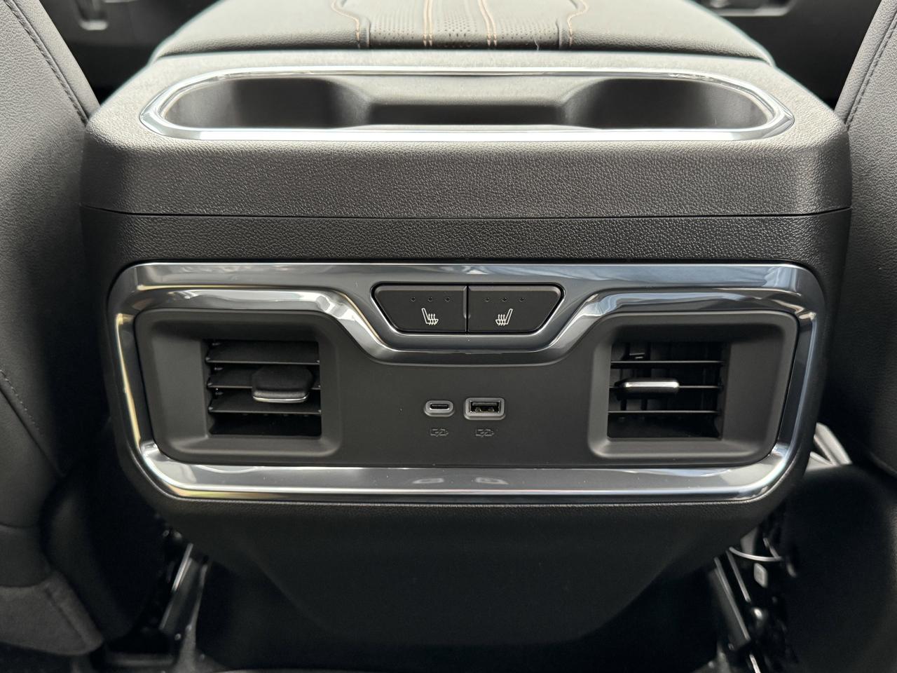 2026 Chevrolet Silverado 3500HD High Country Photo