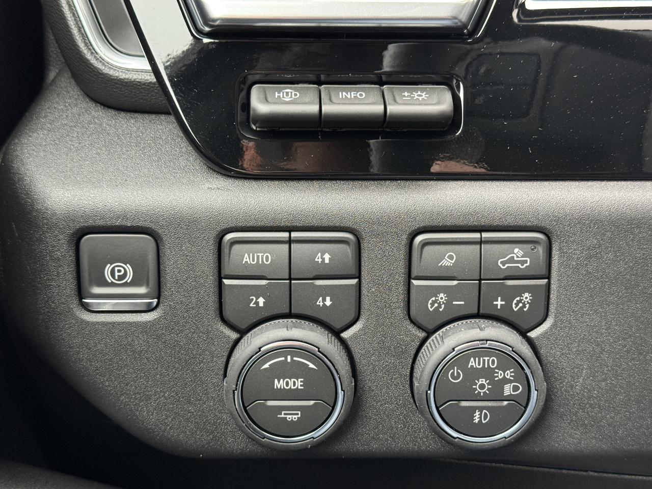 2026 Chevrolet Silverado 3500HD High Country Photo