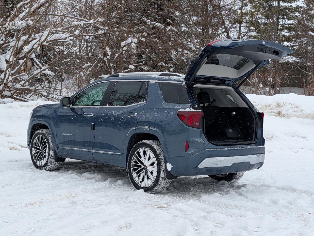 2026 GMC Terrain AWD Denali Photo