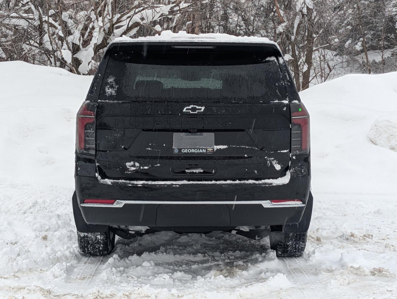 2026 Chevrolet Suburban LS Photo