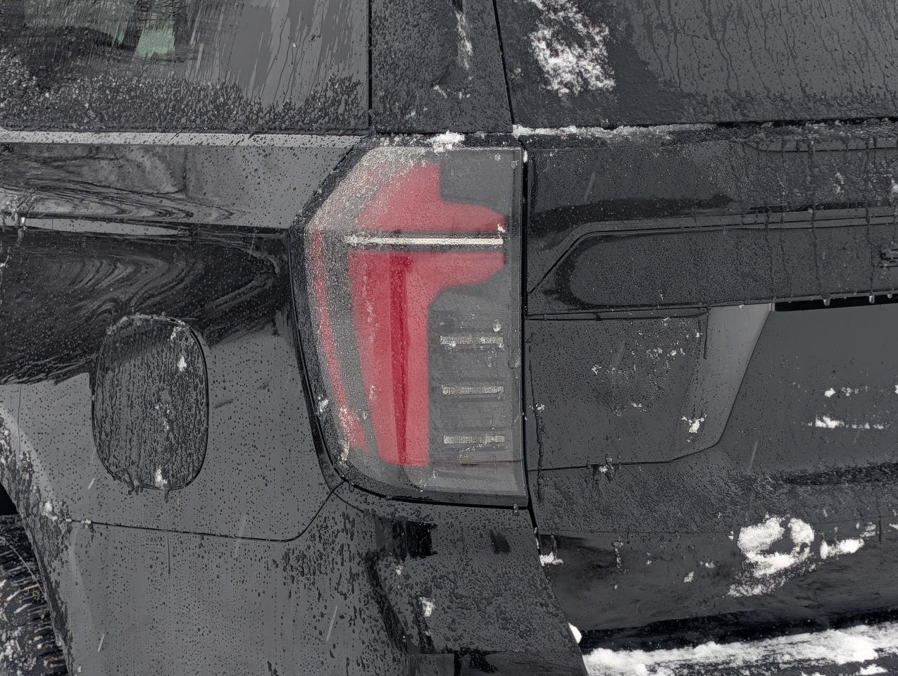 2026 Chevrolet Suburban LS Photo