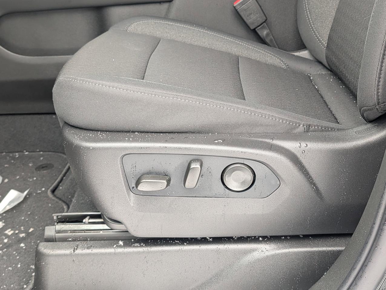 2026 Chevrolet Suburban LS Photo