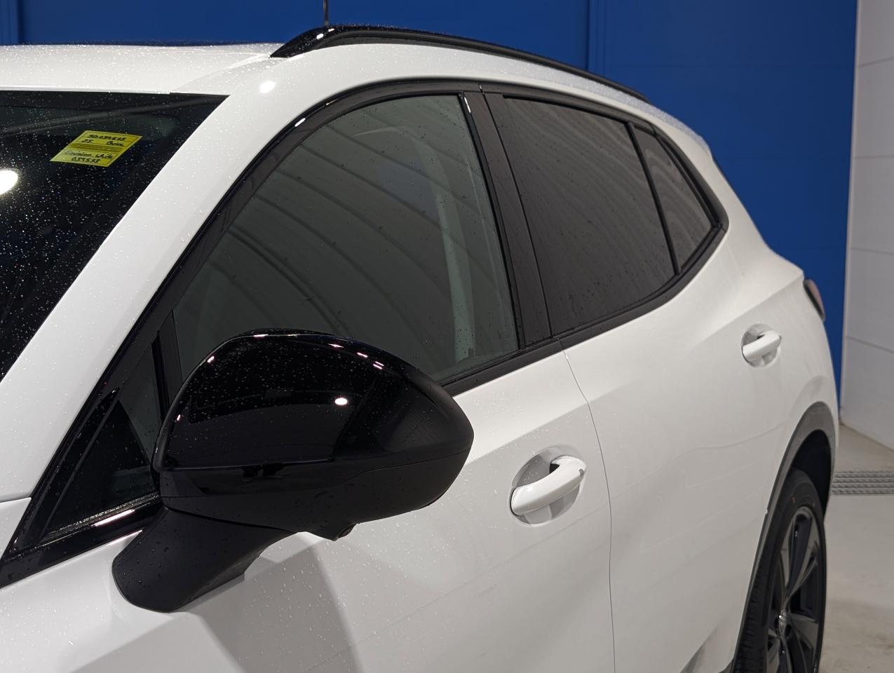 2025 Buick Envision SPORT TOURING Photo2