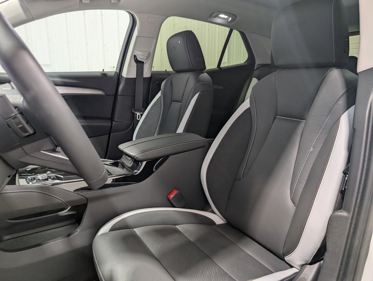 2025 Buick Envision SPORT TOURING Photo