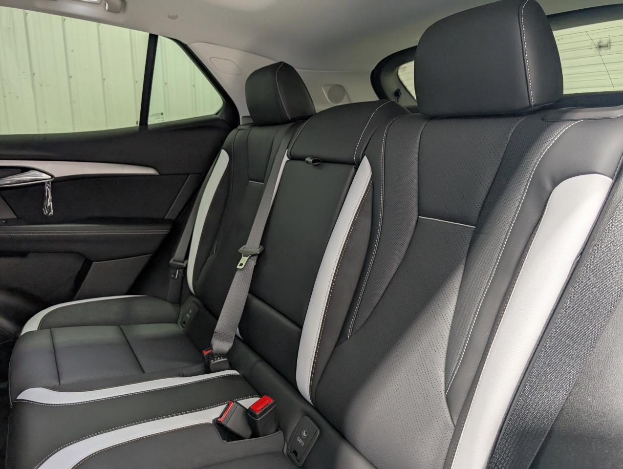 2025 Buick Envision SPORT TOURING Photo