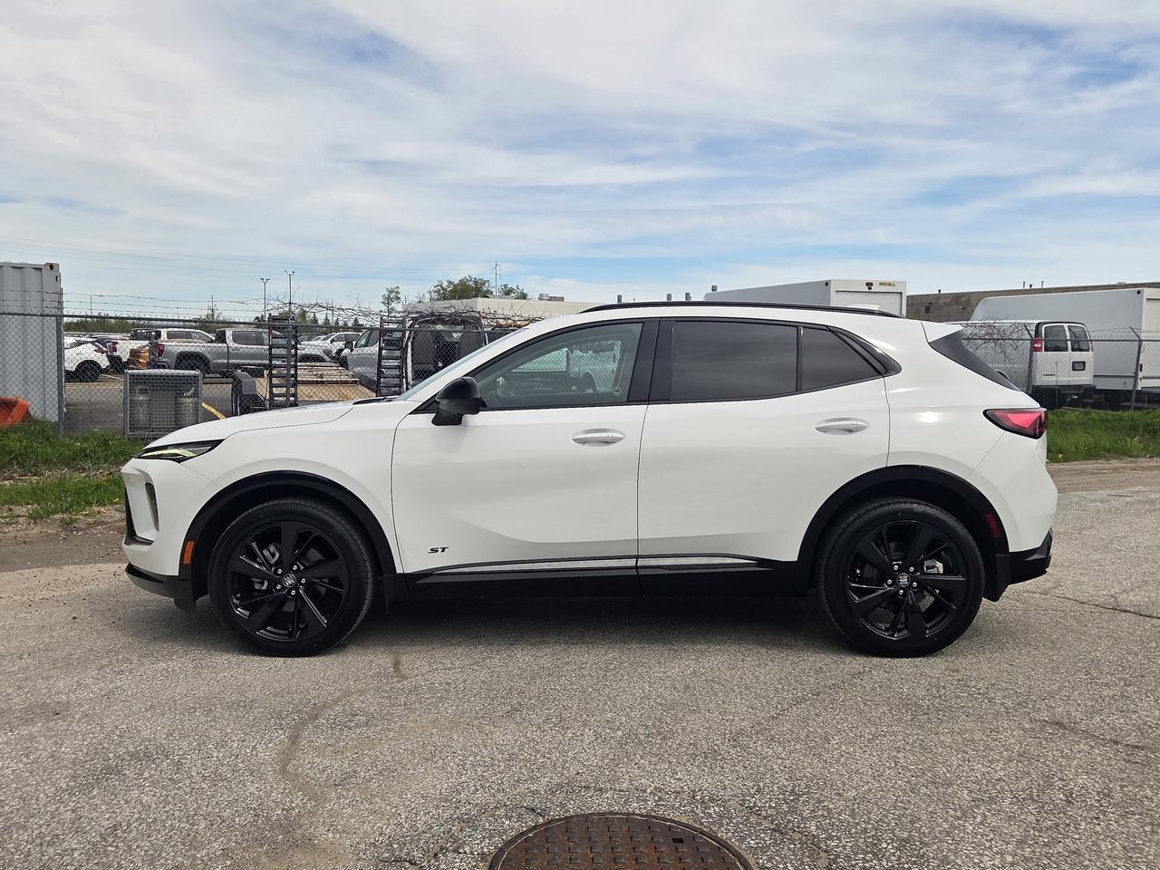 2025 Buick Envision SPORT TOURING Photo