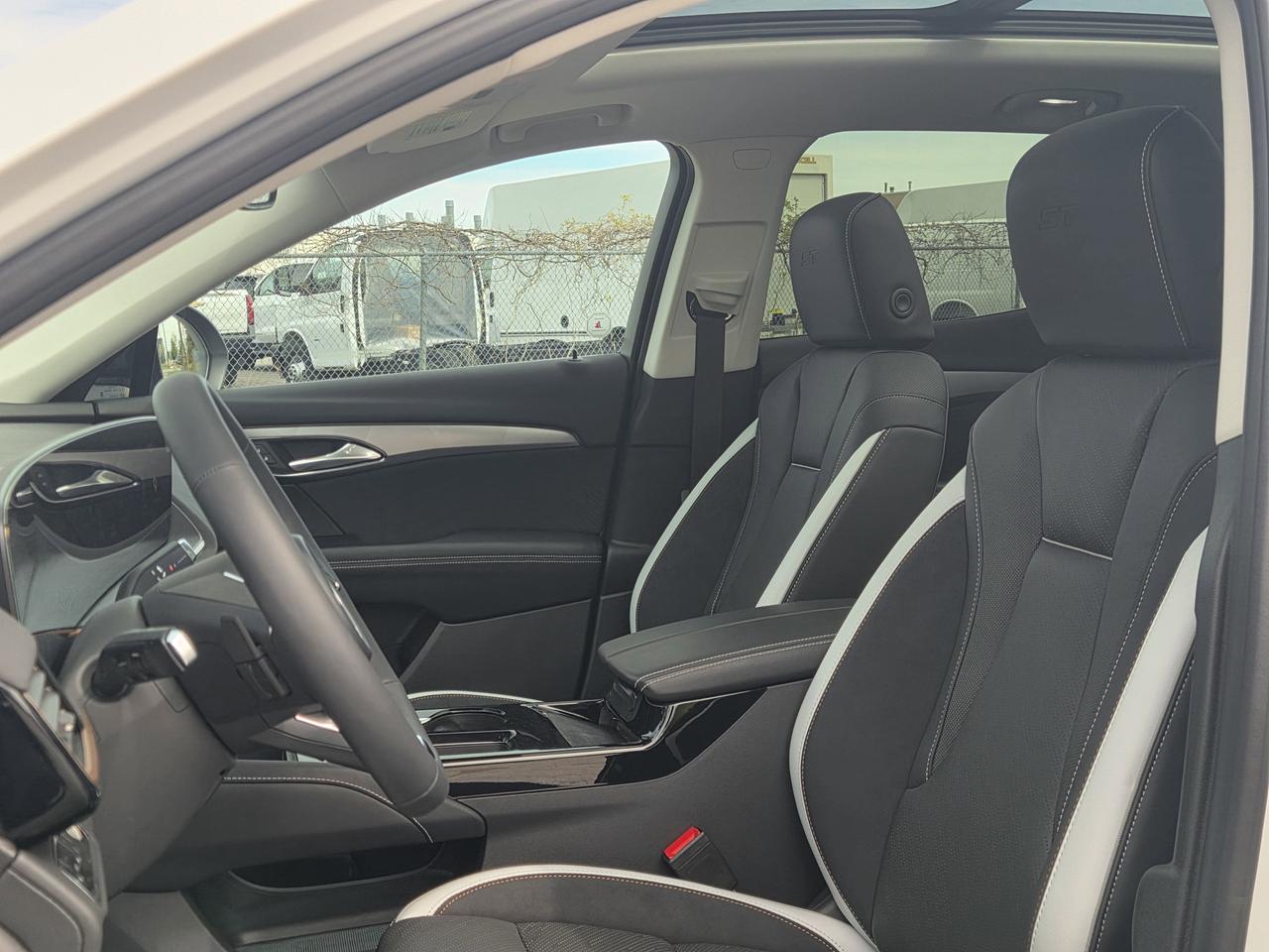 2025 Buick Envision SPORT TOURING Photo