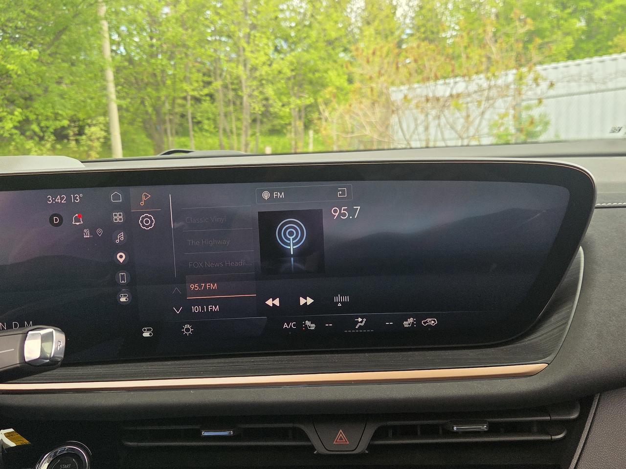 2025 Buick Envision SPORT TOURING Photo