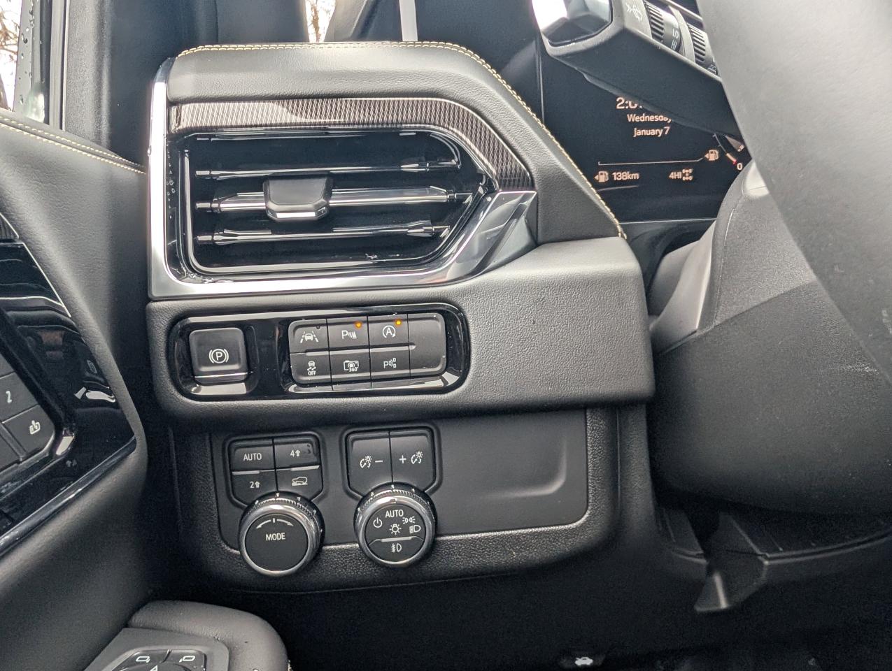 2026 GMC Yukon Elevation Photo