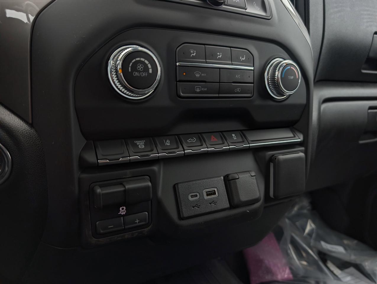 2026 GMC SIERRA 2500HD Pro Photo