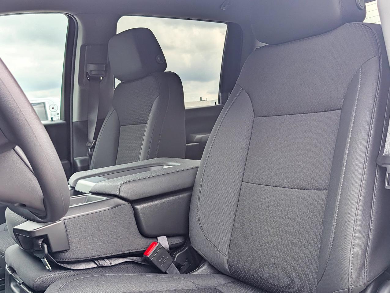 2026 GMC SIERRA 2500HD Pro Photo