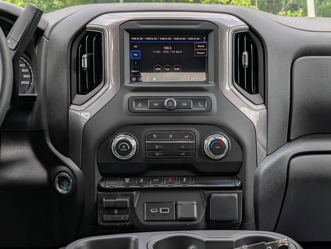 2026 GMC SIERRA 2500HD Pro Photo