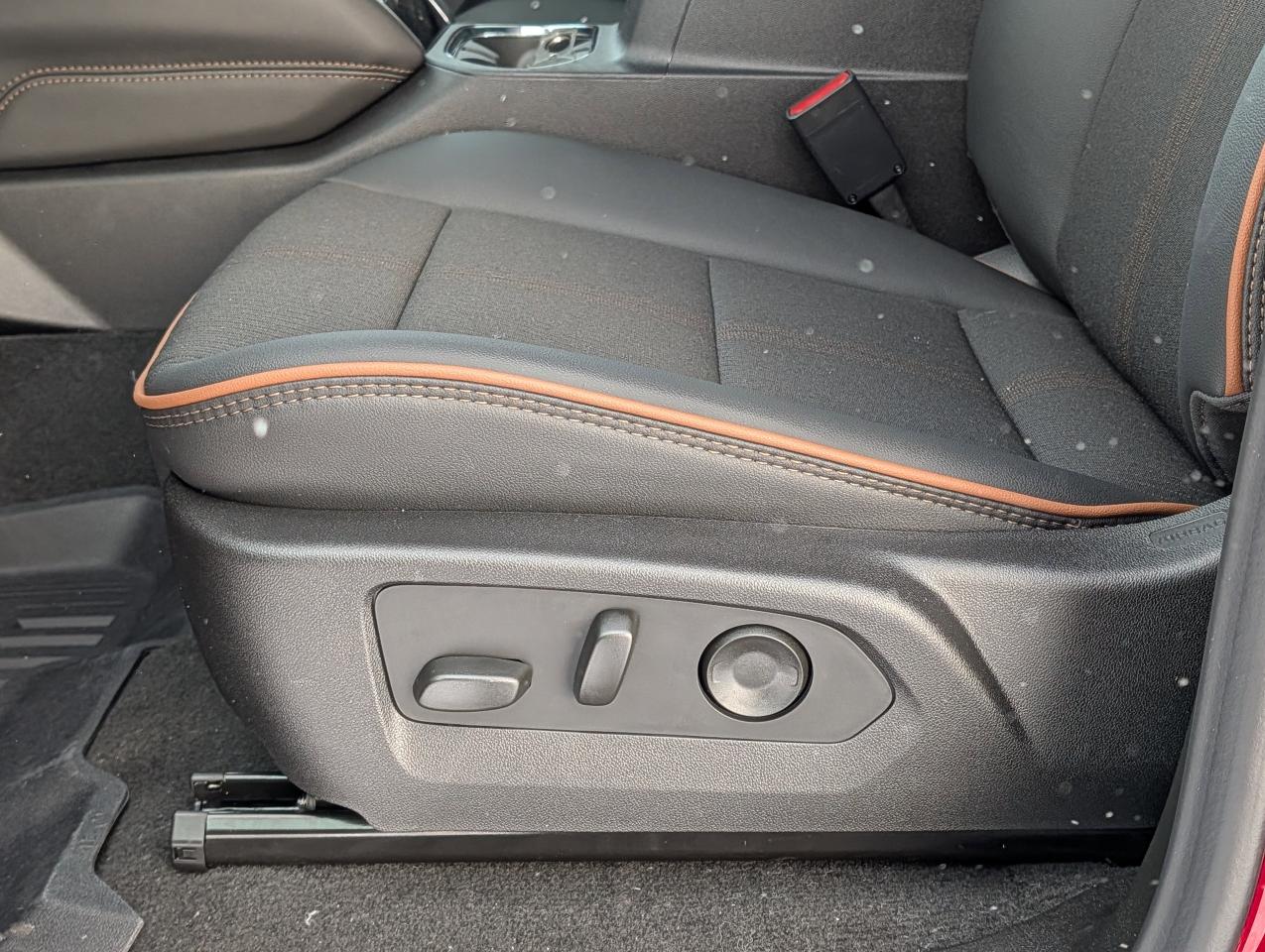 2026 GMC Canyon AT4 Photo