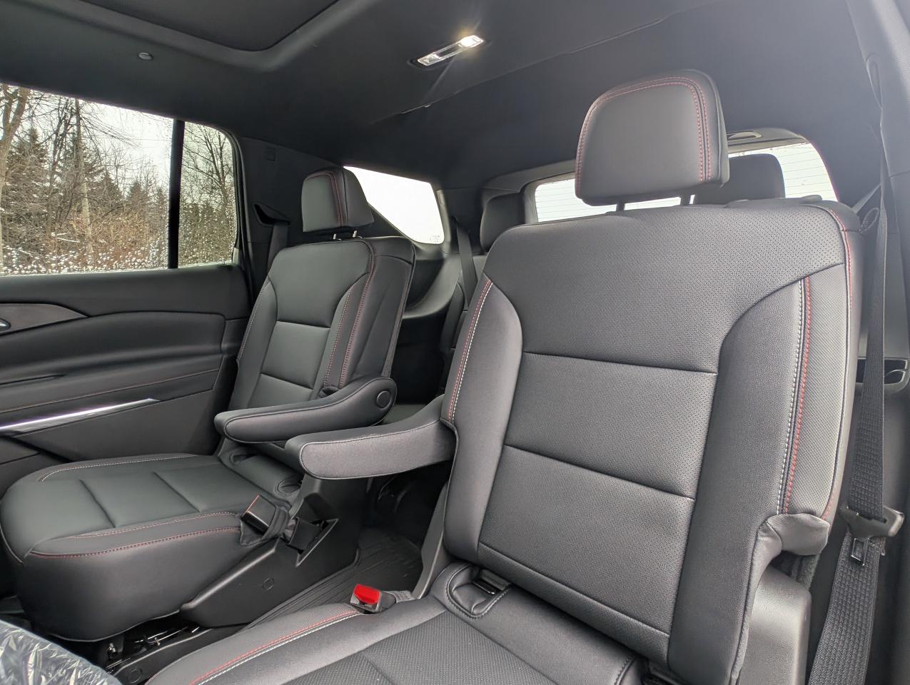 2026 Chevrolet Traverse Z71 Photo