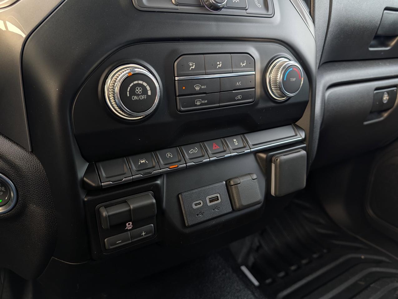 2026 GMC Sierra 1500 PRO Photo