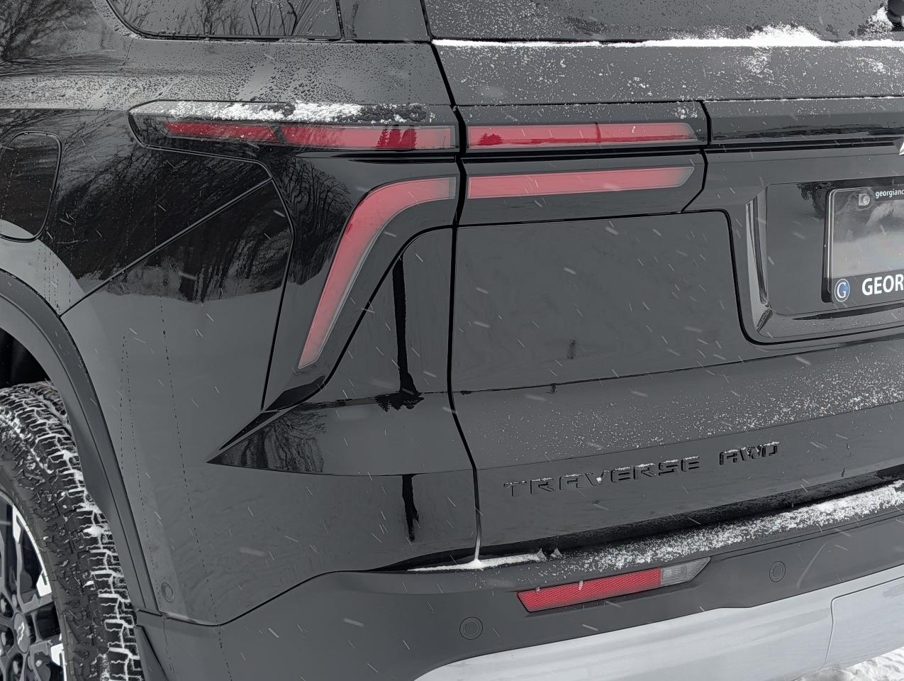 2026 Chevrolet Traverse Z71 Photo