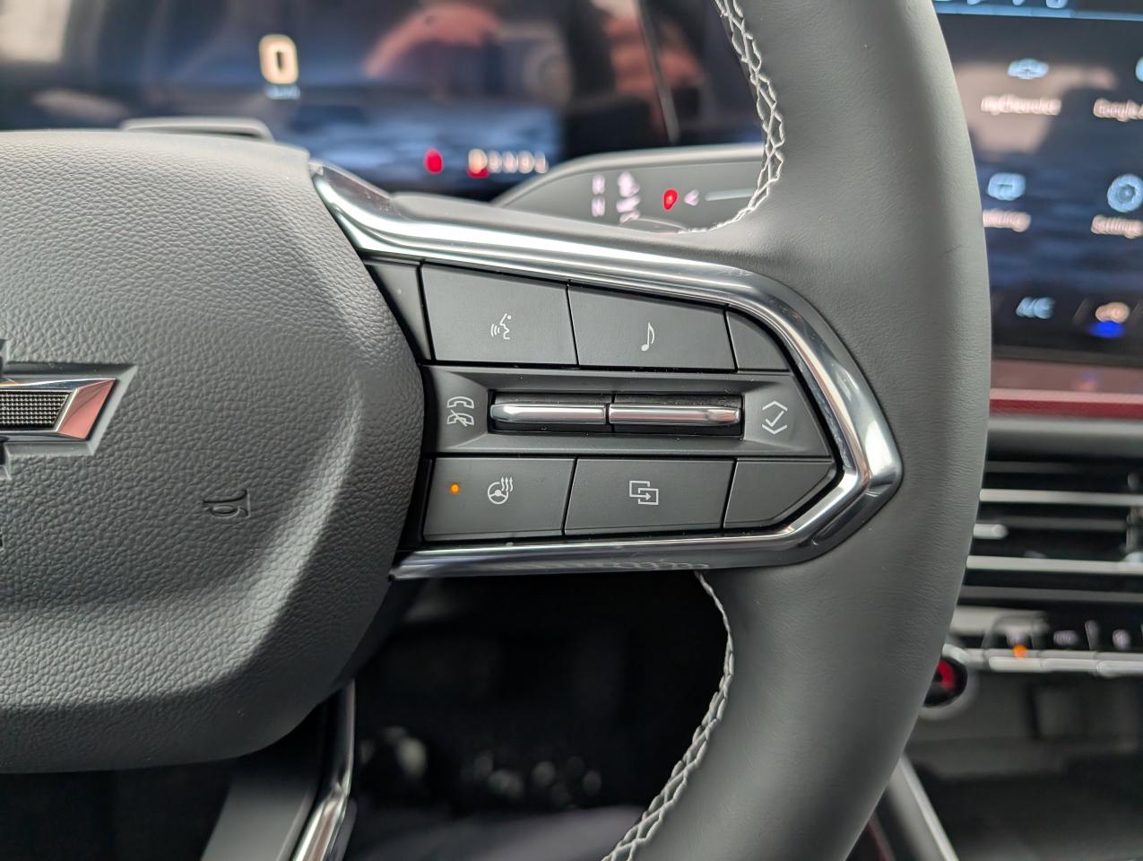 2026 Chevrolet Traverse Z71 Photo