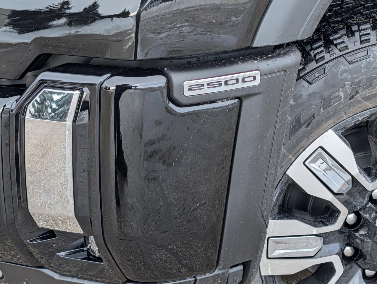 2026 GMC SIERRA 2500HD DENALI Photo